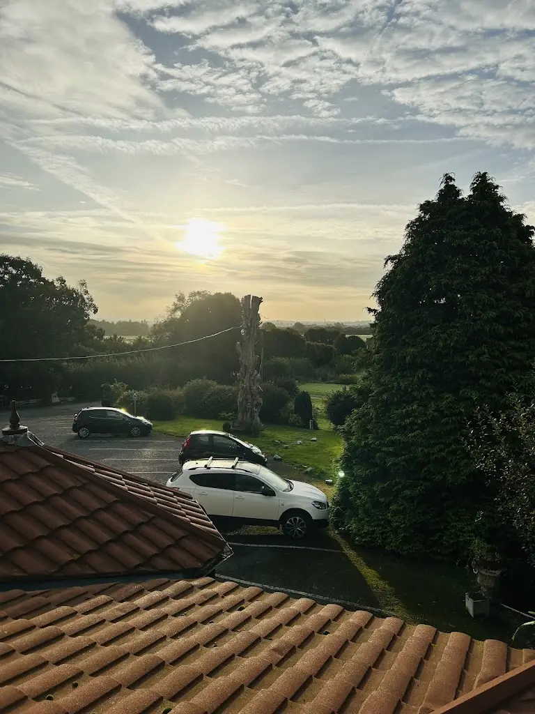 Charlotte Grainger_The Grange Brent Knoll_Brent Knoll_review