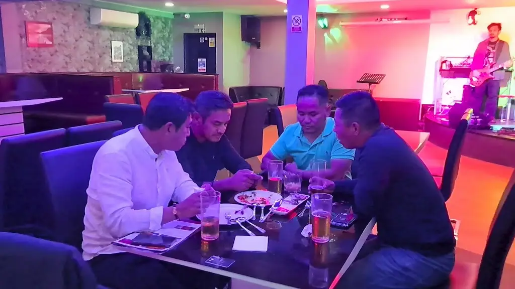 De'lounge Restaurant & Cocktail Bar_Aldershot_slider_image_2