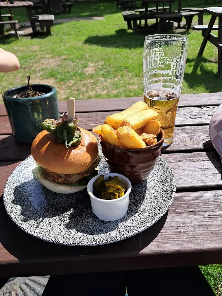 Joanna Jack_The Crown_Bransgore_review