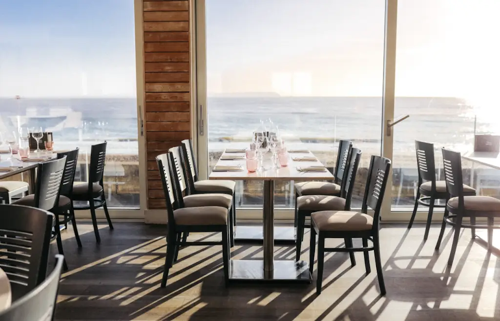 The Noisy Lobster_Bransgore_slider_image_1