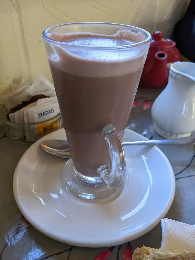 Menu_The Robin's Nest tea rooms_Bransgore_image_6