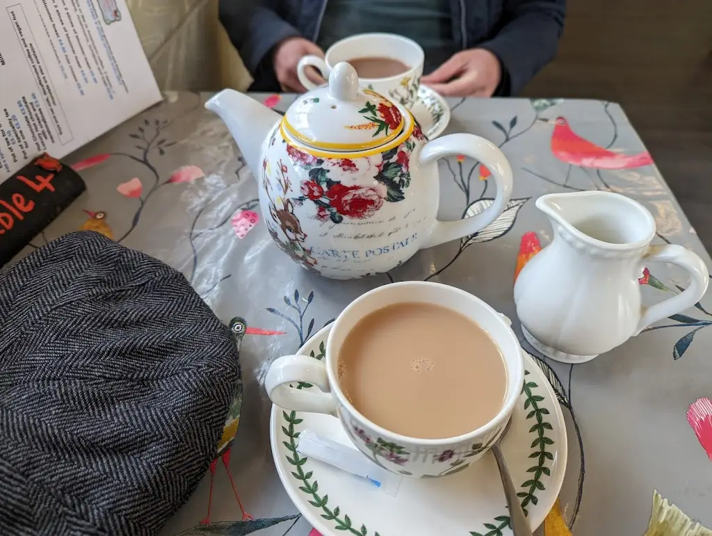 Menu_The Robin's Nest tea rooms_Bransgore_image_7