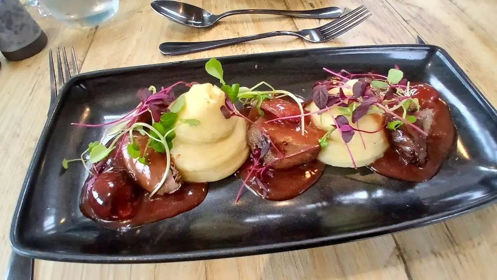 Colin Nash Restaurant_Bransgore_slider_image_3