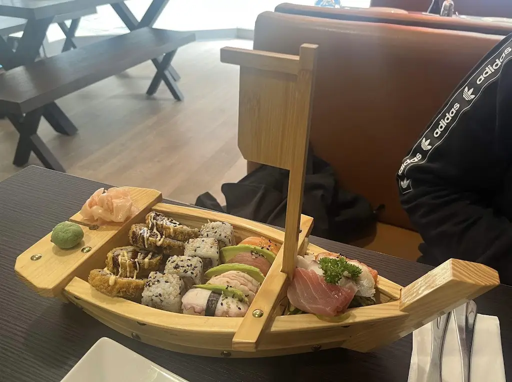 Menu_SushiMoto Asian Fusion - Japanese, Nepalese, Chinese and Thai Dining_Aldershot_image_5