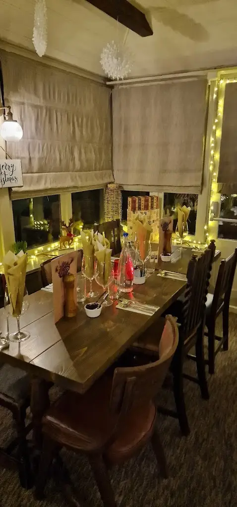 The Woolpack restaurant in Bransgore