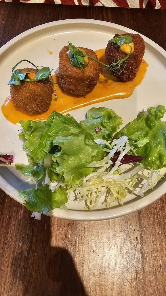 Andy Yeates_The Oaks_Bransgore_recensione