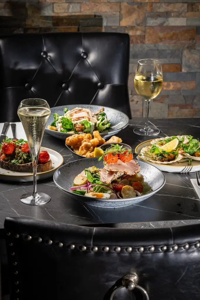 Loch & Quay_Bransgore_slider_image_3