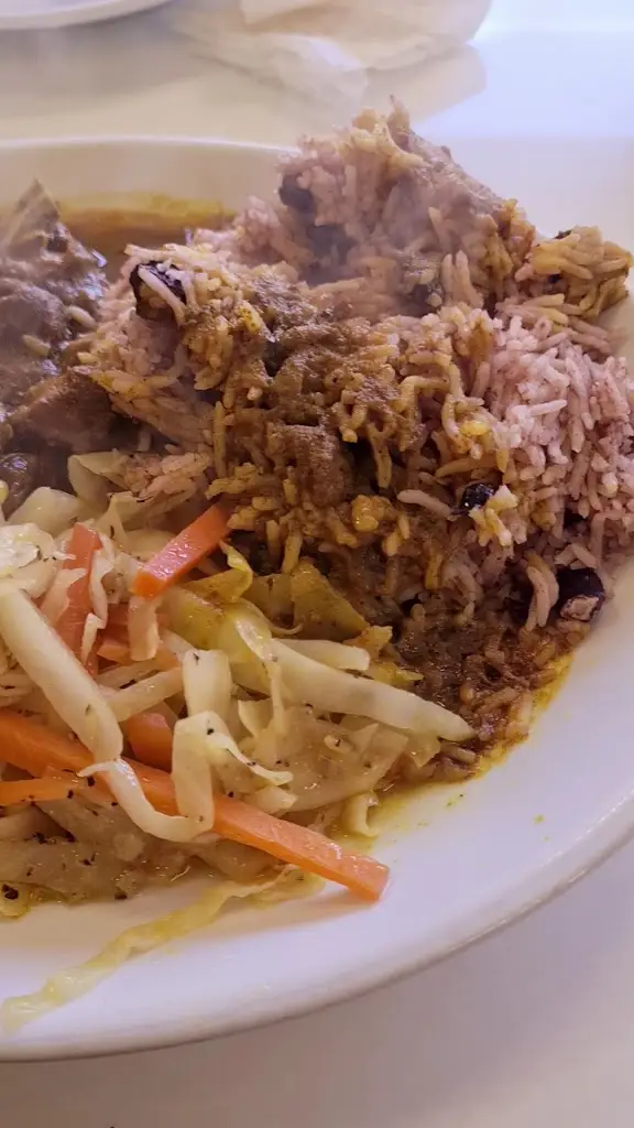 Tastebuds Caribbean Cuisine_Aldershot_slider_image_2