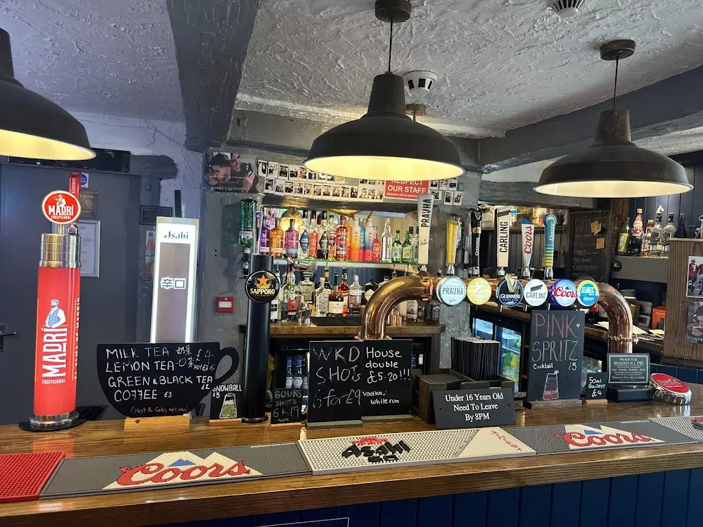 The Rising Sun x Habibie Gastropub restaurant in Bredbury