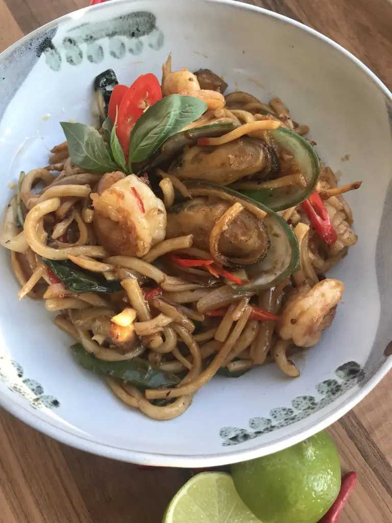 Menu_Go Thai_Bredbury_image_8