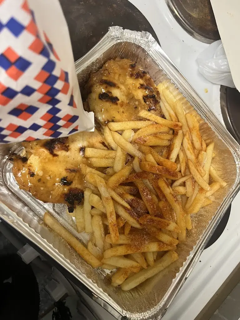 Nanjoos Peri Peri_Bredbury_slider_image_2