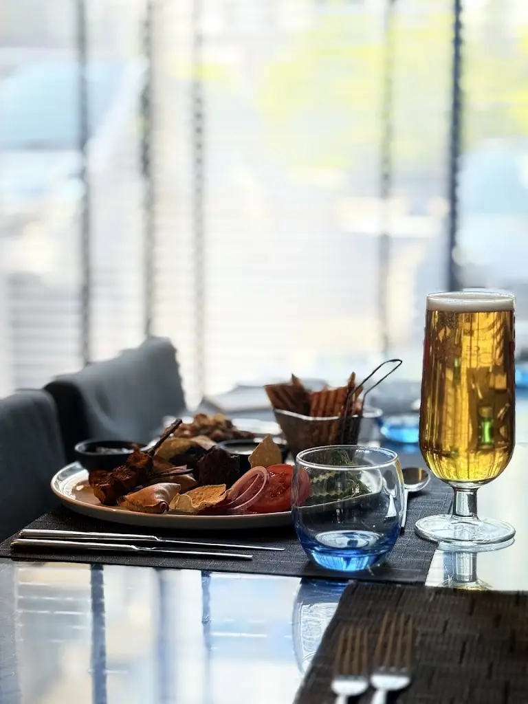 Gourmet Bar & Restaurant Novotel London Brentford_Brentford_slider_image_2