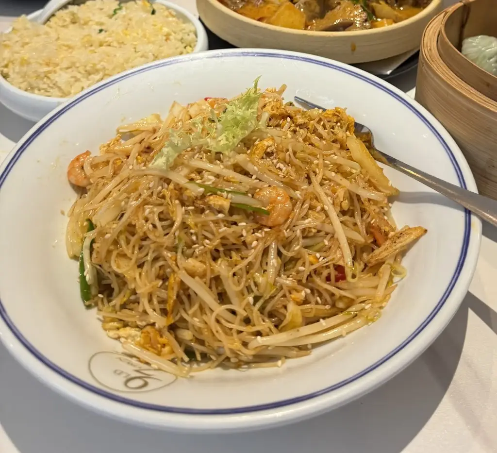 Shanay Lynch_Old Town 97 - Brentford_Brentford_review