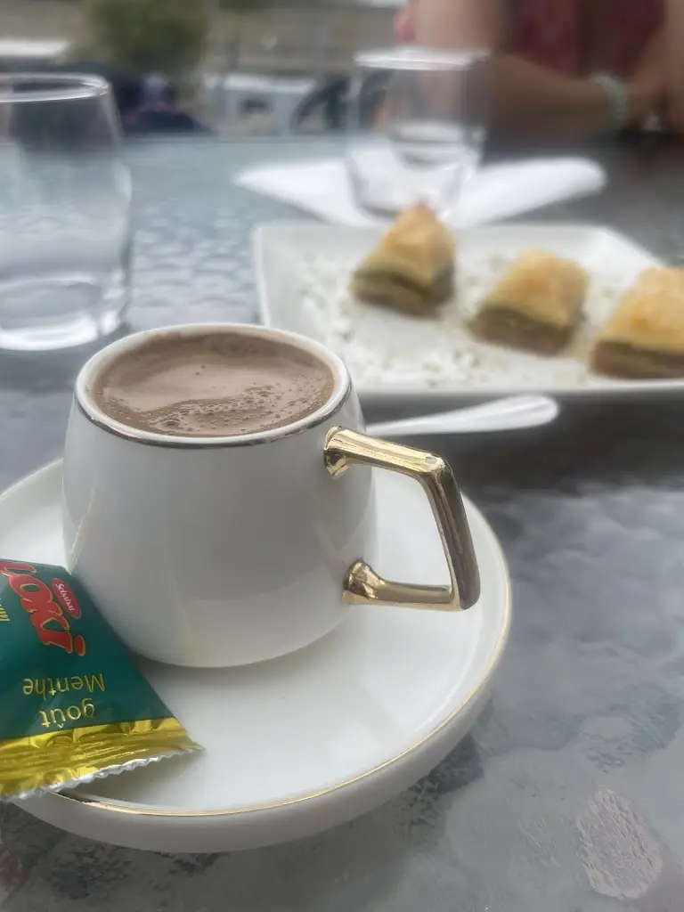 Menu_Galata Pera_Brentford_image_8