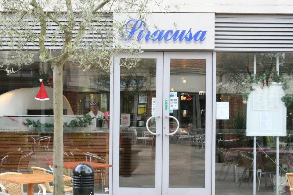 Siracusa - Italian Restaurant Brentford_Brentford_slider_image_1
