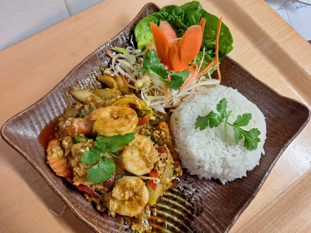 Lanna Thai Kitchen_Brentford_slider_image_1