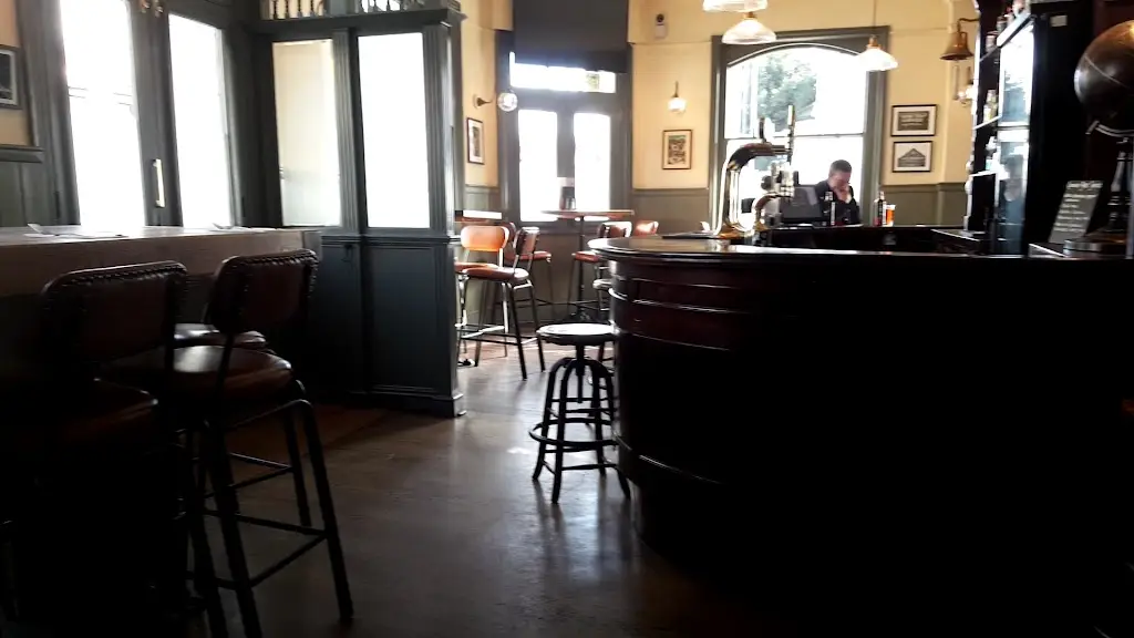 The Globe, Brentford_Brentford_slider_image_2