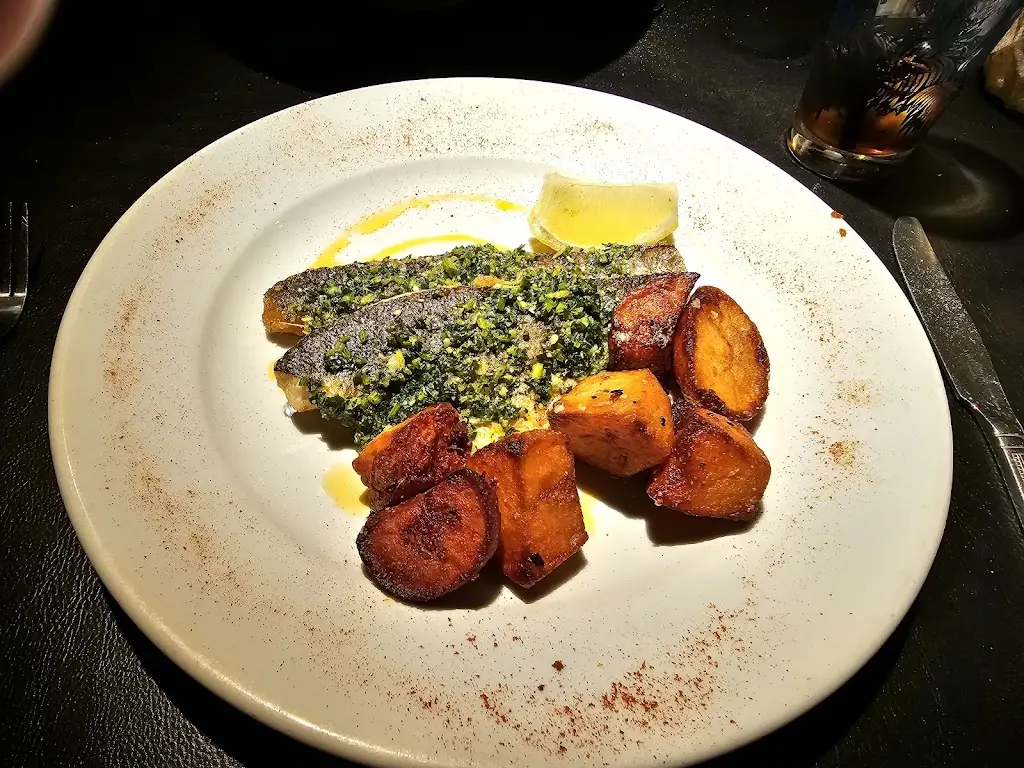 Menu_The Weir Bar_Brentford_image_6