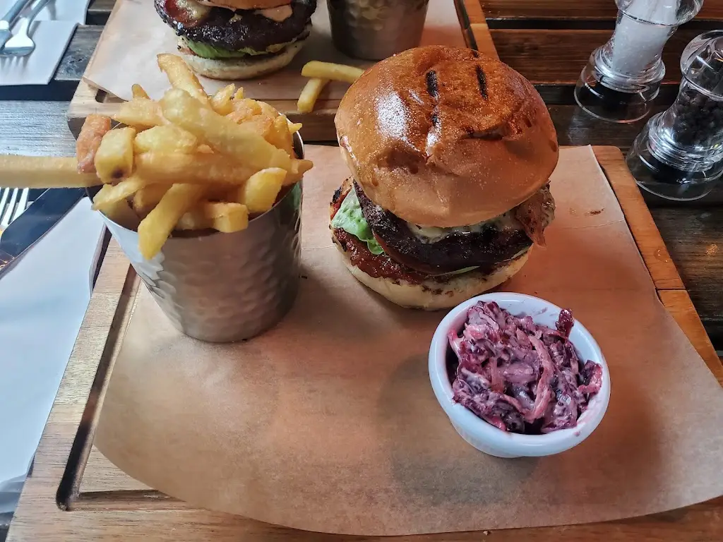 Menu_The Weir Bar_Brentford_image_9