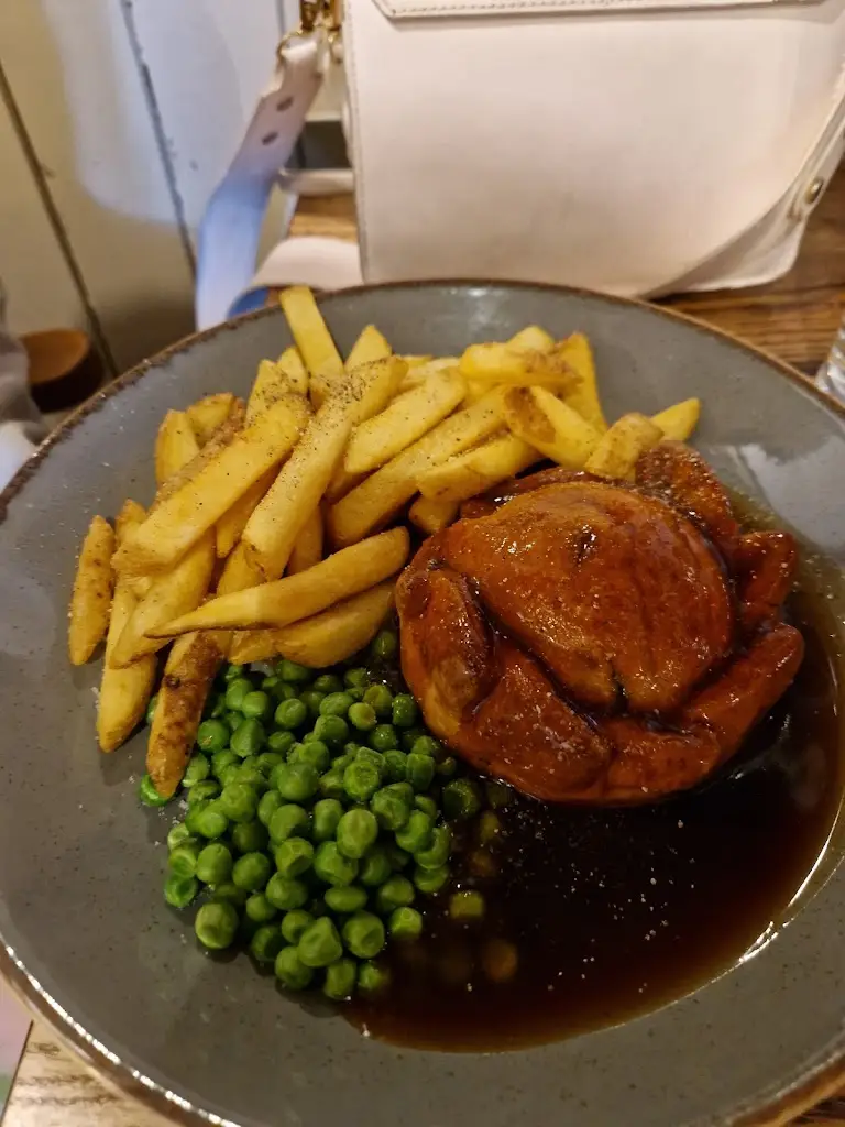 Menu_Three Bishops_Brighstone_image_8