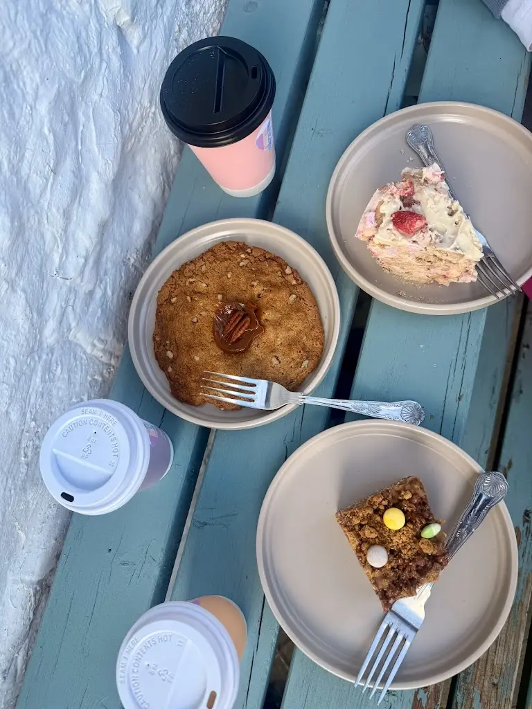 Calon Cafe and Bistro_Brighstone_slider_image_3