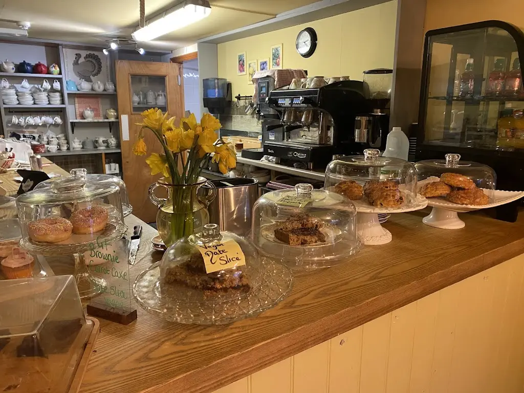 Wolvesey House & Tandem Tea Room_Brighstone_slider_image_2