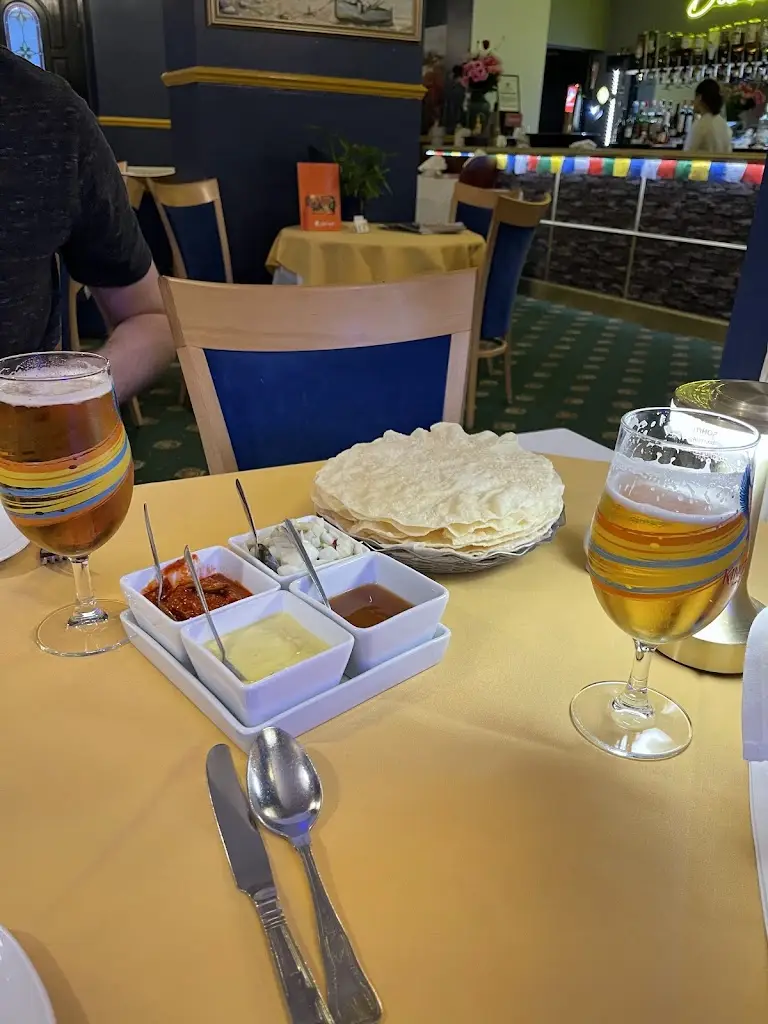 Simon Varney_Durbar Lounge_Aldershot_review