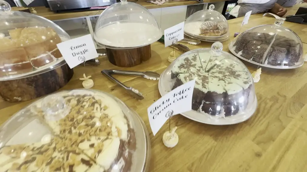 Lee Lee's Camper-van Adventures_Isle of Wight Pearl_Brighstone_review