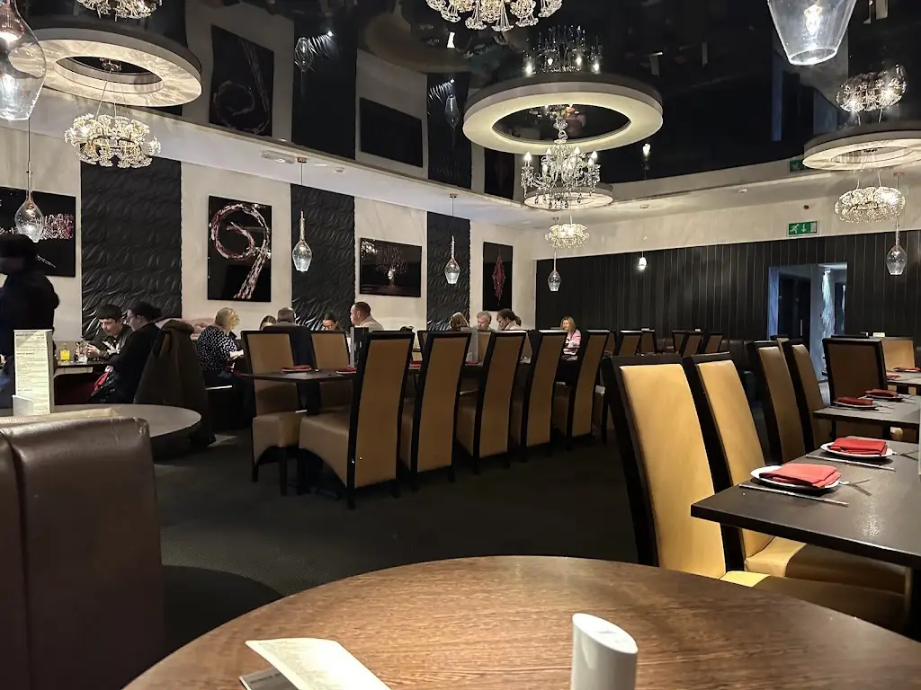 Mumbai Lounge Brigg_Brigg_slider_image_3