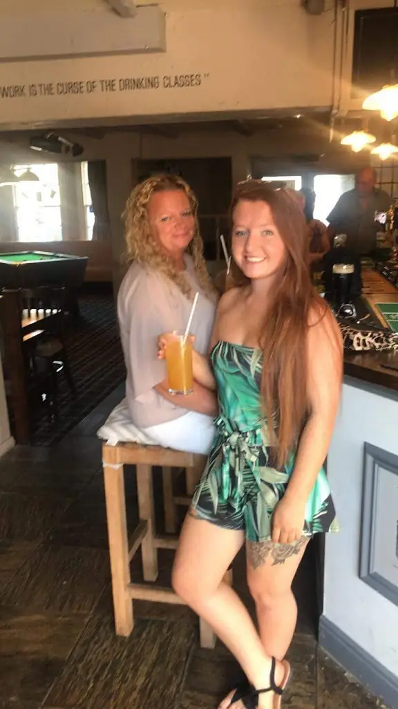 Karen McCabe_The Britannia Brigg_Brigg_review