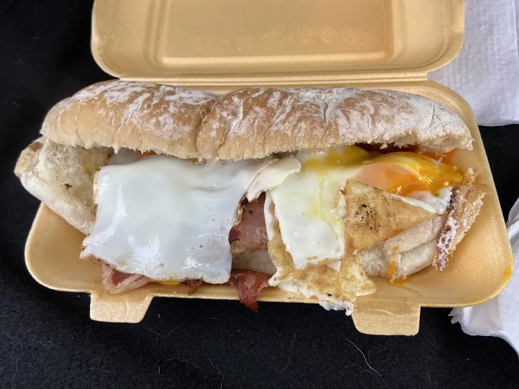 Suzz Red_Mels kitchen formerly known as The Corner Kitchen_Adwick le Street_review