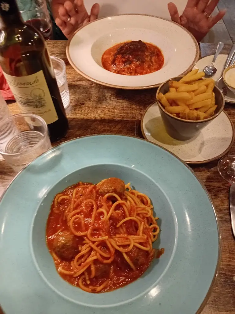 Scott W_Little Sicily_Bridlington_review