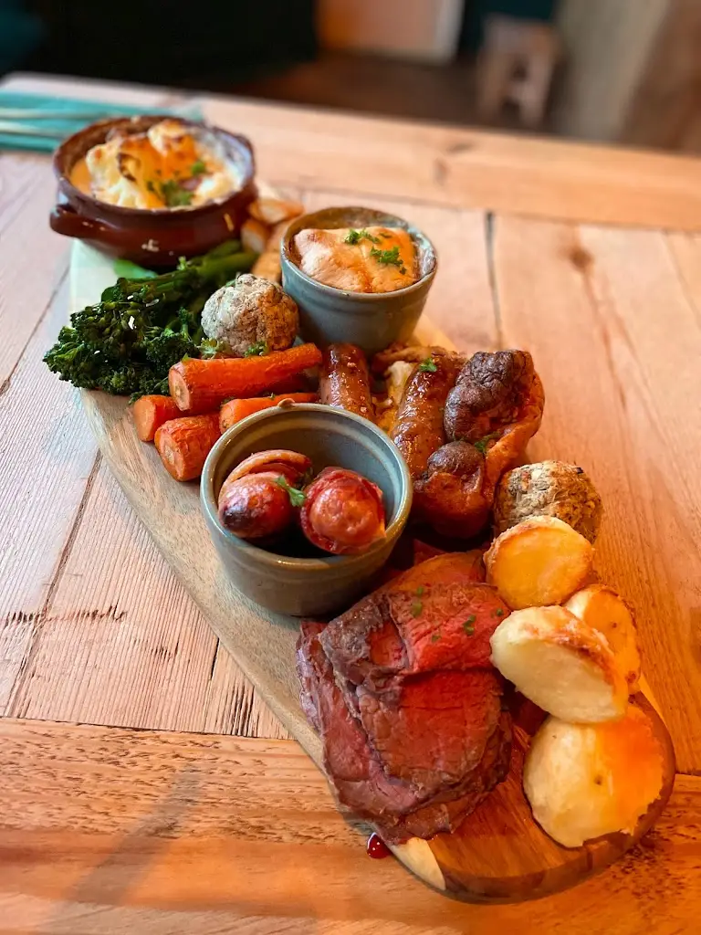 Manchot Tapas Bar & Restaurant_Bridlington_slider_image_3