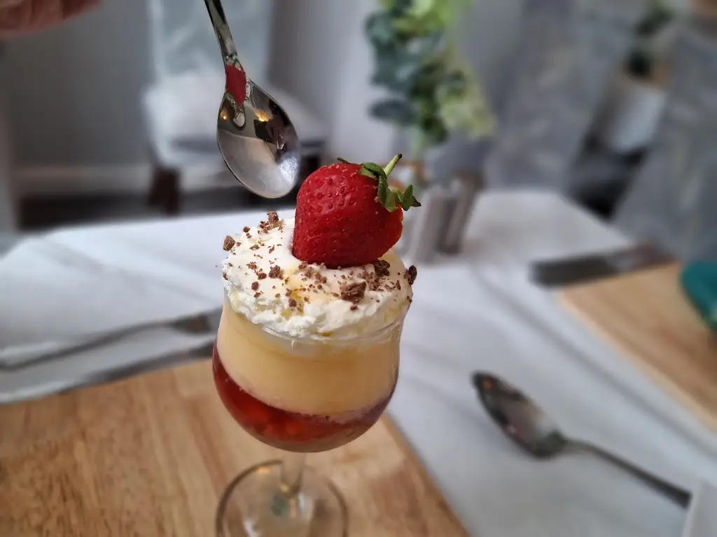 Menu_Burlingtons Restaurant_Bridlington_image_8