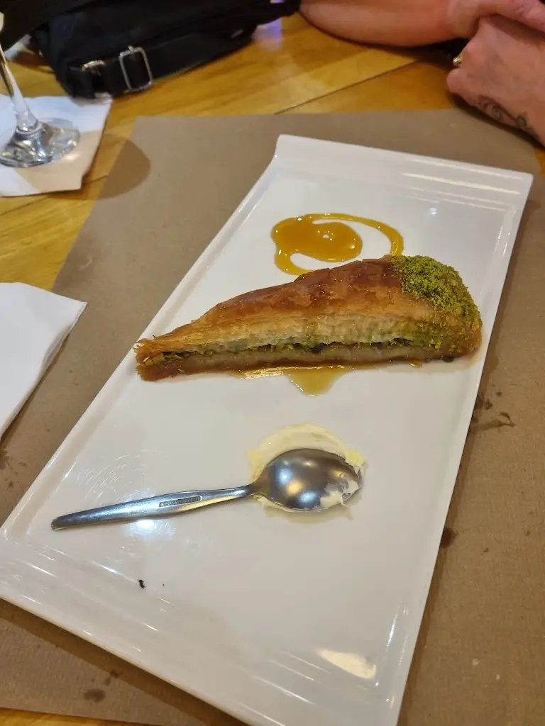 Menu_Leo'z_Bridlington_image_4