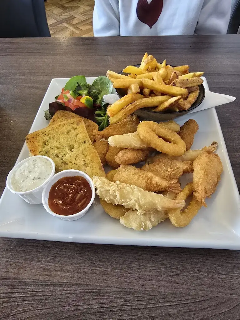 Barns_The Apollo_Bridlington_review