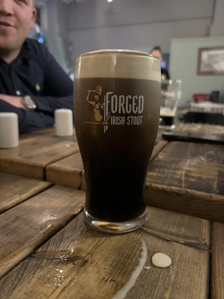 Lew Windram_The Green Dragon Public House_Brigstock_review