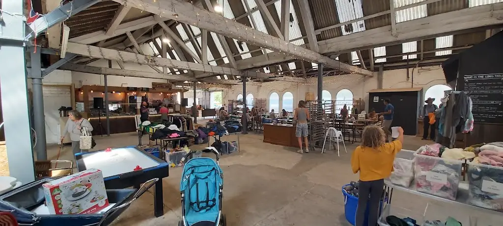 The Long Table_Brimscombe_slider_image_1