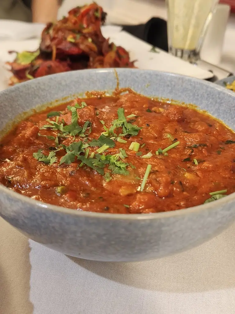 AbuBakr Davies_ALIS KITCHEN_Brimscombe_review