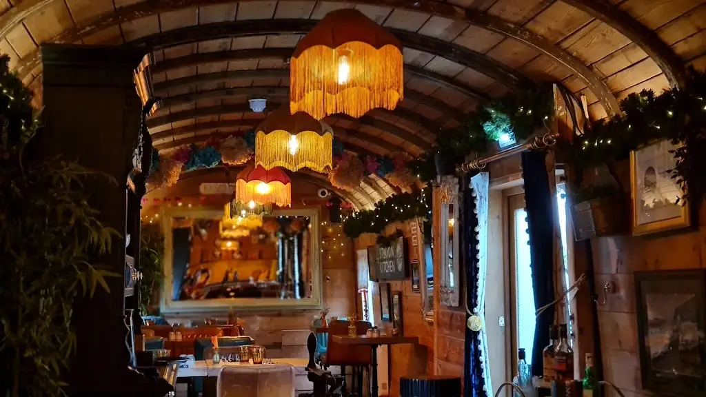 PLATFORM Restaurant in Bridport