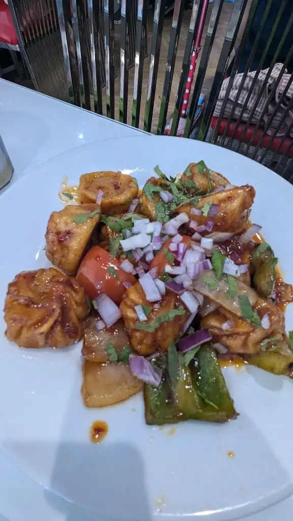 Ameer Basnet_Gurkha Villa - Nepalese Restaurant_Aldershot_review