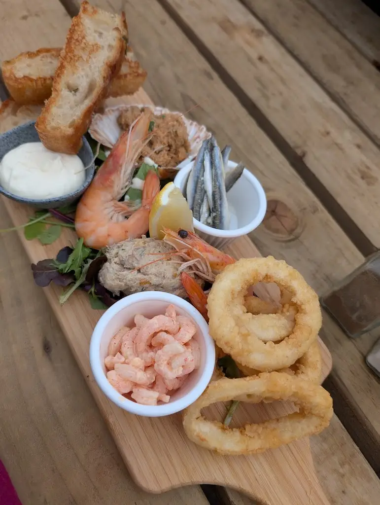 Katie Fenton_Rachel's_Bridport_review