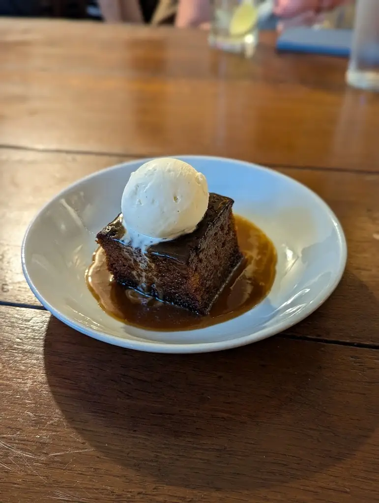 James Lambert_The Royle_Bridgnorth_review