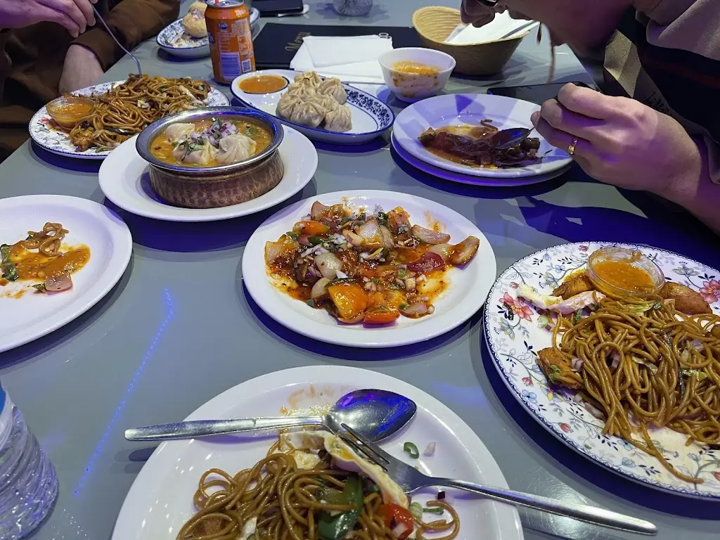 Nithin Sandesh Rodrigues_Malinggo Restaurant Aldershot_Aldershot_reseña