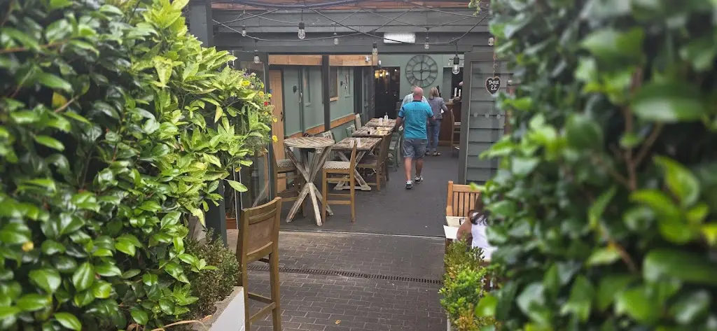 Martin Savidge_The Old Castle_Bridgnorth_review