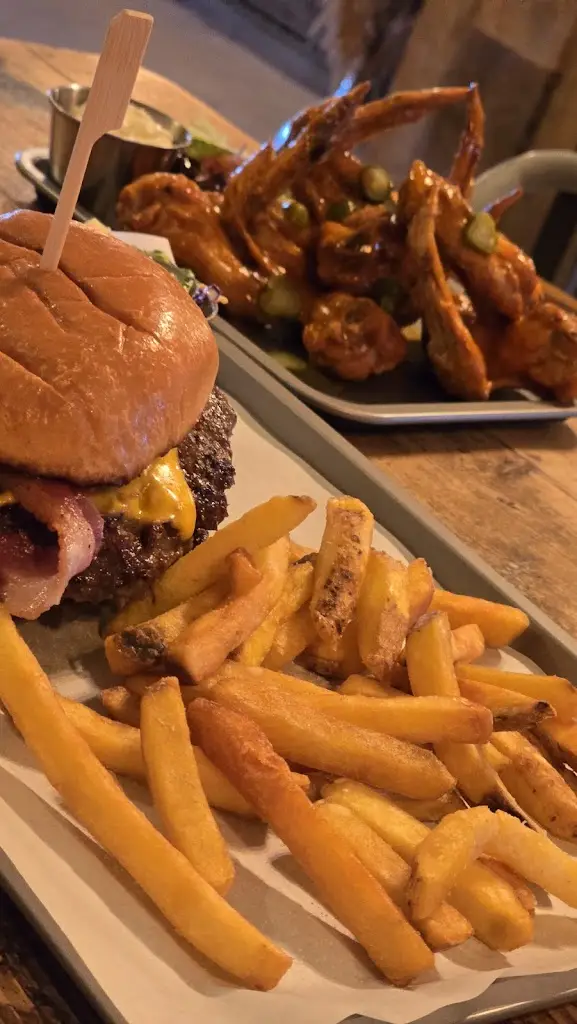 Miroslav Hurban_Graze in Bridgnorth_Bridgnorth_review