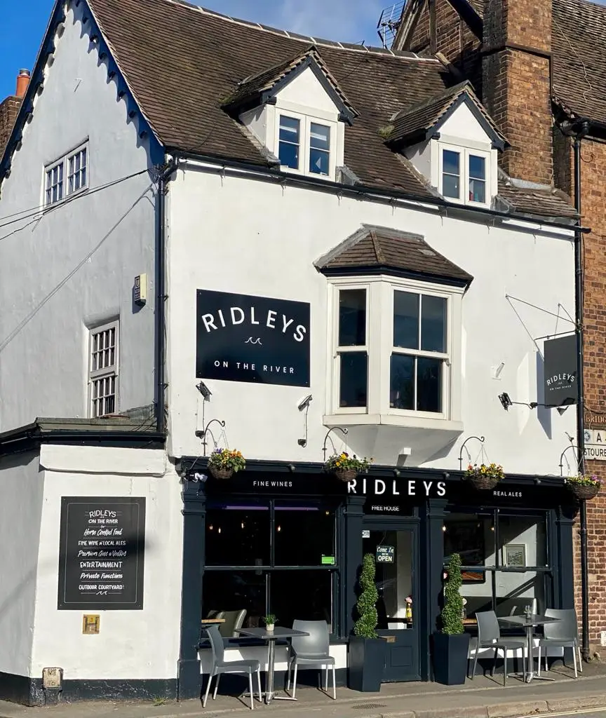 Ridleys on the River_Bridgnorth_slider_image_3