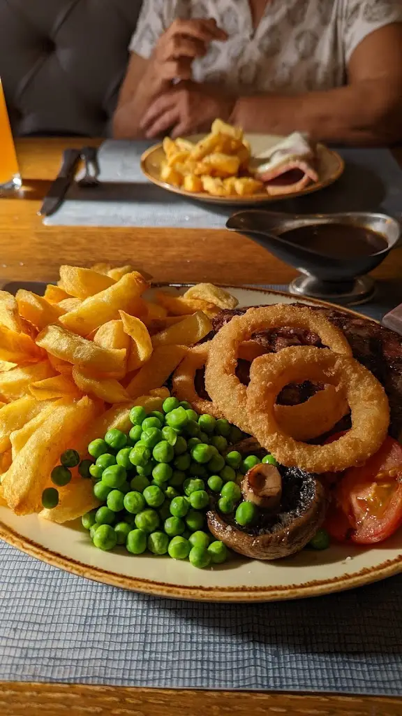 Menu_The Wheel at Worfield_Bridgnorth_image_9