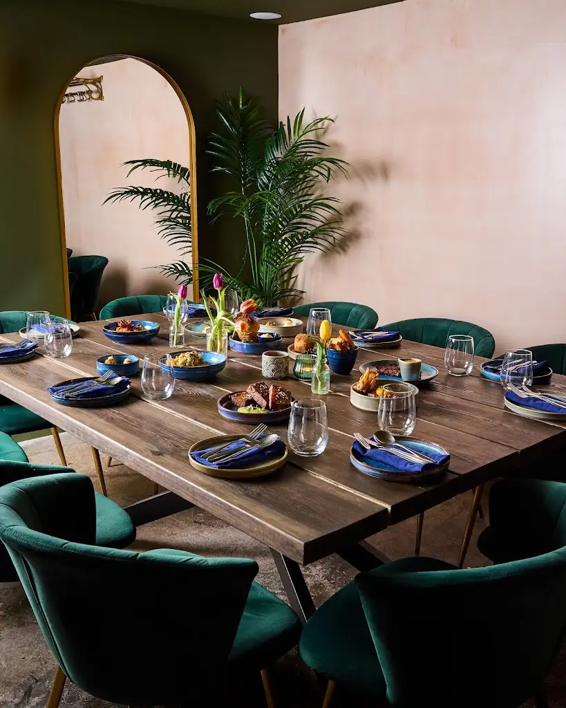 Brook's Restaurant restaurant in Brighouse