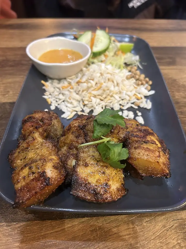 Yogendra Rai_Momo mandap_Aldershot_review